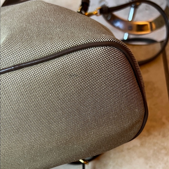 3131 Prada Brown Bucket Bag - Picture 6 of 10